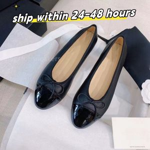 2024 Zapatos de ballet para mujer Paris Luxury Black Beige Ballet Flats Shoes Mujer Marca Acolchado Cuero genuino Slip on Ballerina Round Toe Lady Dress Shoes Tamaño 35-42