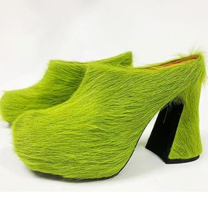 2024 Dames Nieuwe stijl Lederen Chunky Hoge Heel Sandalen Pine Cake Dikke Bottom Slipper paardenhaar Ronde tenen Platform Europe en Amerika Candy Gekleurde schoenen Maat 34-44