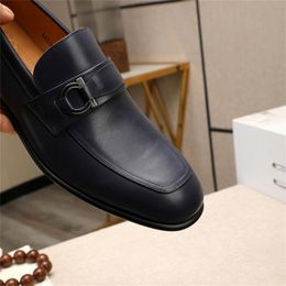 2024 Tamaño grande 45 Diseñadores clásicos Hombres Zapatos de vestir de lujo de negocios Zapatos Derby de charol Zapatos Oxford planos para hombres Zapatos de fiesta de boda para hombres