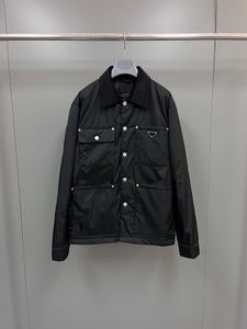 2024 última chaqueta de diseñador elegante diseño de costura de bolsillo chaqueta cargo de talla estadounidense chaqueta negra para hombre de marca de gama alta