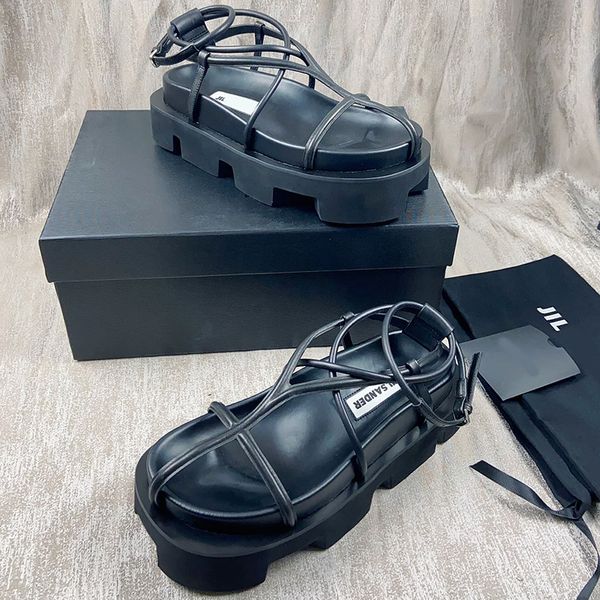 2024 Últimas sandalias romanas de diseñador para mujer Marca JILS Sandalias tejidas con cinta fina de cuero completo Suela gruesa ultraligera Moda Suela de goma versátil Sandalias negras 35-40