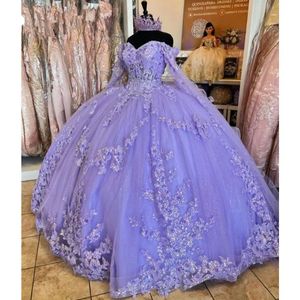 2024 Lilas Lavande Quinceanera Robes Hors Épaule Manches Longues Dentelle Appliques Perles De Cristal Tulle Volants Robe De Bal Robe D'invité Soirée Robes De Bal Corset Retour