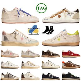 2024 Low Top OG Designer Zapatos casuales Ball Star Luxury Gold Glitter Gamuza Entrenadores de cuero hechos a mano para mujer para hombre Mocasines Italia Marca Vintage Plata Zapatillas superiores