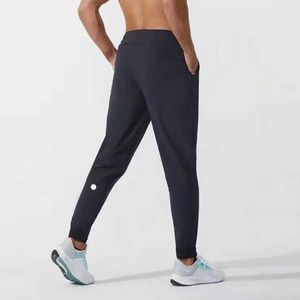 2024 lululemenI Vrouwen Korte Broek Yoga Outfit Jogger Sport Sneldrogend Trekkoord Gym Pocket Joggingbroek Broek Heren Casual Elastische Taille Fiess kgi556