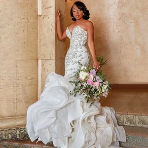 2024 Luxueux robe de mariée sirène de mariée chérie dentelle plissée cristal perlé longs volants train robes de mariée robes de novia