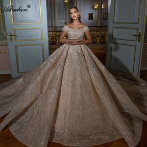 2024 Luxe Kant Off-shoulder Mouwen Baljurk Trouwjurk Robe De Marriage Kralen Parels Borduursels Applicaties Lange Trein Boothals Prinses Bruidsjurken