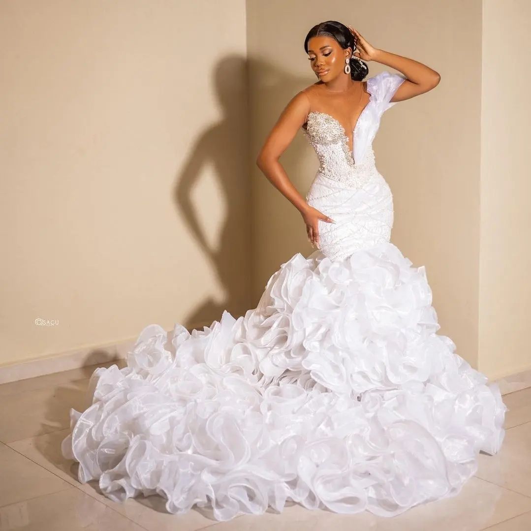 2024 Luxurious Mermaid Wedding Dress For Bride Bridal Gowns Illusion Tassel Rhinestones Beaded Pearls Crystals Ruffled Wedding Gowns for Black Women Marriage D240