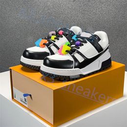 2024 Luxurymerk Casual schoenontwerper Trainer Maxi Small Fat Ding heren en dames sneakers Fashion Leather Donkey Double B22 36-45 X49