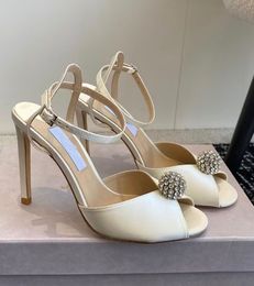 2024 Marque de luxe Femmes Sacora Sandales Chaussures Perles Perles de cristal Talons hauts Cheville Strappy Robe de mariée Lady Gladiator Sandalias Talon Chaussure EU35-43 avec boîte