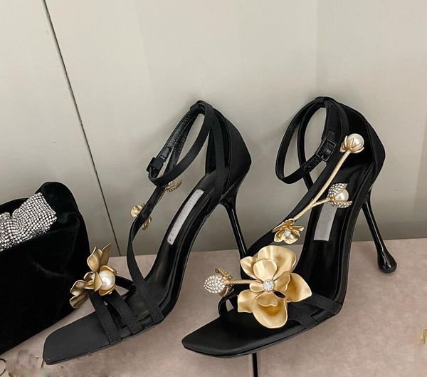 2024 Zapatos de sandalias de la marca de lujo Zea! Elegantes flores de metal Pombas de la dama cuadrada Tacones altos Boda de satén negro, fiesta, vestido, noche Eu35-41