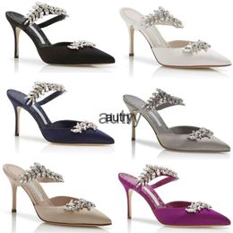 2024 Marques de luxe Lurum Sandales Slide Chaussures Pour Femmes Talons Hauts Satin Satin Satin Mules Sexy Pointu Toe Slipper Pompes EU35-42