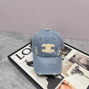 2024 Luxe Celnss Baseball Cap Designer Beanie Hat Damesmode Wasbare Denim Eend Tong Hoed Heren Sport Borduren Zonneklep Hoed