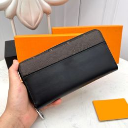 2024 Luxe Designer Tas Tail Single met Striked Leather Feeling Strong Fashion Veelzijdige Card Bag Zero Wallet