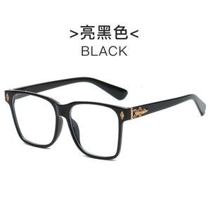 2024 Designer de luxe CH Lunettes de soleil pour hommes Femmes Chromes Lunettes Cadres Nouvelle lentille plate Super beau grand cadre de lunettes de coeur jumelé Lunettes de haute qualité WADW