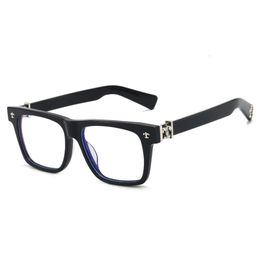 2024 Diseñador de lujo CH Gafas de sol para mujeres Cromos Marcos de gafas para hombre Grande Unisex Moda Puro Negro Completo Corazón Llano Marco de gafas Señoras Gafas 1SB9
