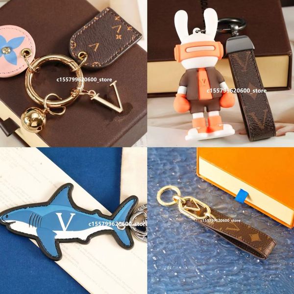 2024 Designer de luxe Keychain Light Luxury Rabbit Pendant Popular Key Pendant Couple Keychain Doll Gift for Men and Women