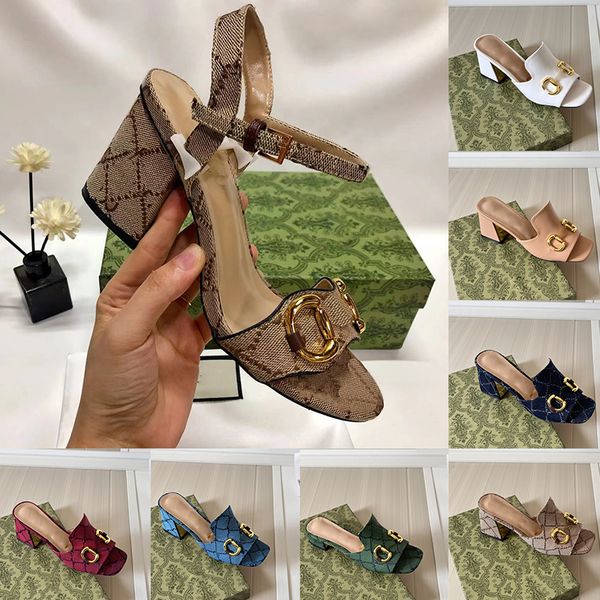 2024 Luxury Designer Sandales High Mid Talons basses Femelles Sandale Fashion Fashion Luxe Cuir Casual Summer Shoes Slippers Platform Plateforme Mules Claquettes