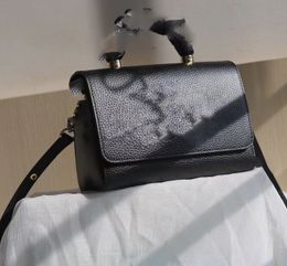 2024 Diseñadores de lujo Bolsos Bolsos para damas Diseñador Luxurys L Ladie Bolso de hombro Cadena de perlas Bolso cruzado de lana