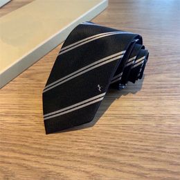 2024 Marque de mode de luxe Hommes Cravates 100% Soie Jacquard Classique Tissé À La Main Cravate Cravate Pour Homme Mariage Casual Et Cravates D'affaires 88bb