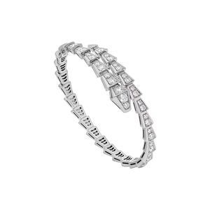 2024 Bracelet coeur de luxe bracelet en or designer bracelets de diamant pour femmes bijoux de serpent en acier inoxydable bracelet de fiançailles de mariage cadeauq6