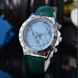 2024 Mujeres de hombres de alta calidad Mujeres populares Popular Strap Designer Watches Movimiento de cuarzo Pareja amantes Reloj Wallwatch Pin Buckle Watch