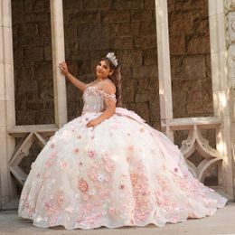 2024 Luxe Rose Quinceanera Robes Robe De Bal Hors Épaule Dentelle Appliques Perles De Cristal Fleurs Faites À La Main Puffy Tulle Corset Robe De Soirée De Bal Robes De Soirée