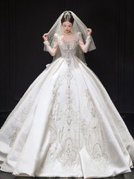 2024 Robes de mariée scintillantes de luxe Robes de mariée Arabe Dubaï Sans manches Plis Vintage Cathédrale Train Manches longues Robe de mariée sur mesure Robe de Mariage