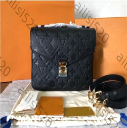 2024 M40780 POCHETTE Sac à main Femmes Luxury Designer Mettis sacs à main Sac à bandoulière de mode Lady Messenger