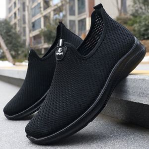 2024 Hombres zapatos casuales transpirables zapatos deportivos tejidos voladores zapatillas de deporte zapatos para correr N3wo #