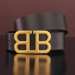 2024 Hombres Cinturón de diseñador Correa de cuero genuino de lujo Cinturones negros para hombre Marca de alta calidad Letra B Hebilla Cinturón Hombre Mujer Pretina clásica TopSelling