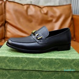 2024 Heren Designer Business Office Loafers Casual lederen rijschoenen Party trouwjurk schoenen maat 38-45