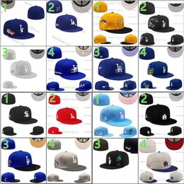 2024 Casquettes de baseball entièrement fermées pour hommes SD Lettre cousue Couleur marron Os New Chicago Angeles Patché 68 couleurs mélangées Chapeaux ajustés de sport All Team Atlanta Navy Feu7-01