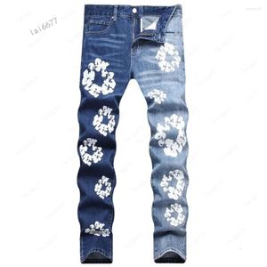 2024 Jeans para hombres Hombres Estampado de flores Moda Contraste Color Empalmado Pantalones de mezclilla elásticos Pintados Pantalones rectos delgados Azul Negro Blanco