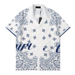 2024 Heren met korte mouwen Hawaiiaans shirt Fashion bloemen afdrukken Button Down Bowling Casual shirts Mens Summer overhemd M-3XL