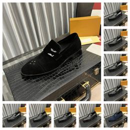 2024 Chaussures sociales masculines Office Oxford Designer Dress Man Business Shoe Designer Fashion Mariage fait à la main Forme d'origine Men de chaussures en daim 38-45