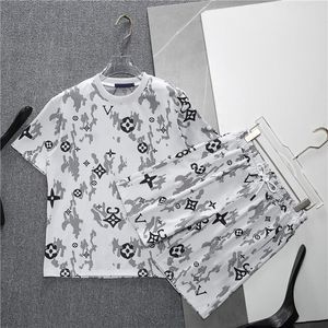 2024 Men's Sportswear diseñador impreso de dos piezas de camiseta de moda de dos piezas Traje de ropa deportiva de verano Tamaño XS-L #C10