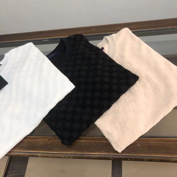 2024 Diseñador de camisetas para hombres Nuevo casual 100% de algodón Rinco resistente resistente a la textura y suave Destacas El estilo de camisa de media manga de patrón cuadrado Tamaño de EE. UU. XS-L