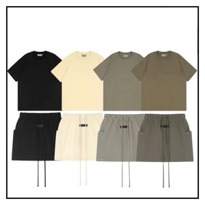 2024 T-shirt de survêtement masculin T-shirt Designer Femmes Skitrs Suit de piste à manches courtes Suit de jupe décontractée Shirts LETTER LETTRES AGRANTS FASH