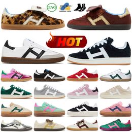 2024 casual schoenen heren dames designer sneakers platform schoen originelen veganistisch Adv Zwart Wit Grijs Gom Roze Fluweel leer suède buitensport trainers