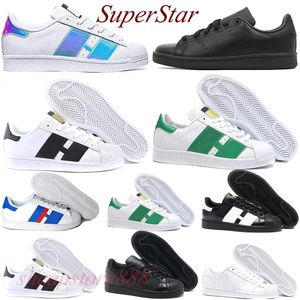 2024 Hombres Mujeres Superestrellas Zapatos casuales Super estrella Arco iris Blanco Azul Negro Zapatillas de deporte Baja Moda Plana Entrenador Triple Blanco EUR 36-45