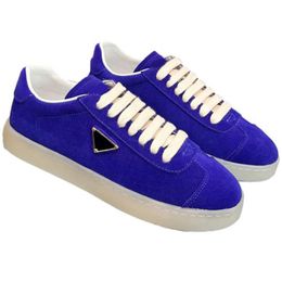 2024 Heren en damesontwerper Solid kleuren paar Casual sportschoenen Metaal LAGO LAAT LEDER SPORT SCHOENEN Minimalistische stijl Sportpersoonlijkheid Vintage sneakers