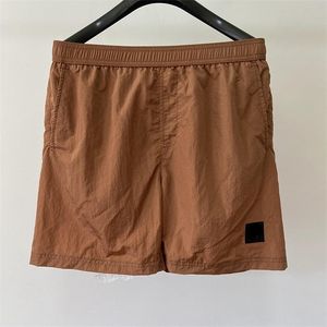 2024 Heren Casual metalen stenen shorts ontspannen multi -kleuren pocket Drawtring nylon sport korte broek voor mannen