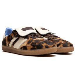 2024 Chaussures de créateurs pour hommes femmes sport végétalien quatre-vingt-dix baskets originales Femmes Pays de Galles Bonner Silver Brown Leopard Sports Trainers décontractés de haute qualité 36-45