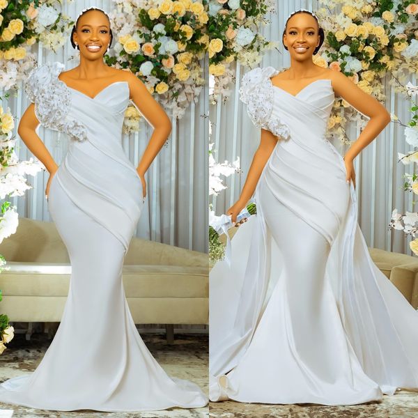 2024 Robe de mariée de sirène pour les robes de mariée de mariée avec train détachable une main à la main de fleurs en satin de perle en satin pour les femmes noires africaines mariage d230