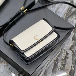 2024 Miroir Qualité Classique 2 Taille Vacances Sac à main Totes Sacs Hommes Femmes Véritable Cuir Mode Embrayage Cross Body Sac De Luxe Designer Flap Ceinture Épaule Voyage Ba