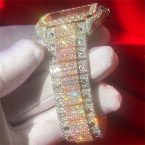 2024 Moissanite horloge Roségoud gemengd Sier Skeleton Diamonds vierkant horloge PASS TT Quartz uurwerk Topluxe Iced Out Saffierhorloge met doosYGB4FNEGSGBY