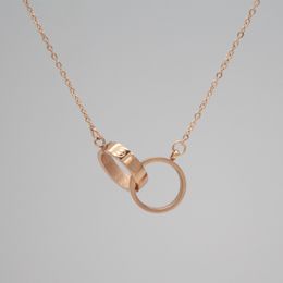 2024 Collier pour femme amour bijoux pendentif en or double anneau en acier inoxydable bijoux mode ovale anneaux entrelacés colliers de chaîne claviculaire designerQ6