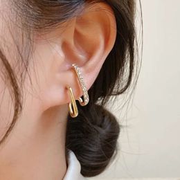 2024 Nouveau 14k Jaune Design Irrégulier En Forme De U Or Couleur Boucles D'oreilles pour Femme Coréen Cristal Mode Bijoux Accessoires Insolites Filles Fête AA