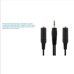 2024 NOUVEAU Câble adaptateur de câble de séparateur audio combo 3,5 mm Câble pour le téléphone portable PS4 Xbox One Tablet Male mâle à 2 casques féminines ordinateur portable PS4