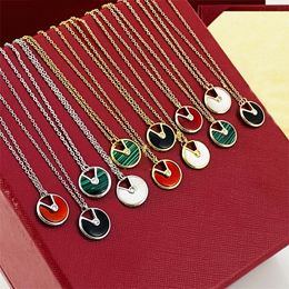 2024 Nieuwe amulet kettingen Designer hanger diamanten ketting mode damesheren mengten goud zilveren koppel geluk charm zwart onyx met rode doos